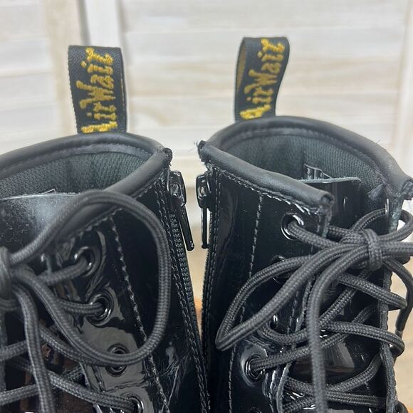 Dr. Martens Junior 1460 Patent Leather Lace Up Boots US 4 - Picture 4 of 12